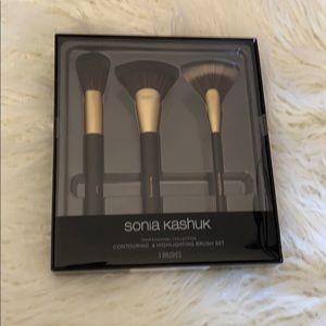 Sonia Kashuk Contouring & Highlighting Brush set